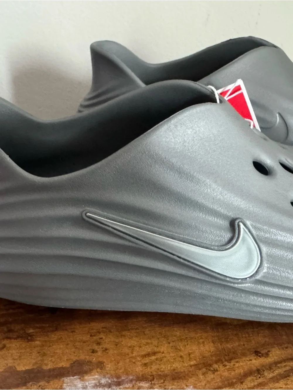 Nike Men’s Reactx Rejuven8 Gray Slip-On Vented Foam Clog Men 9 Women 10